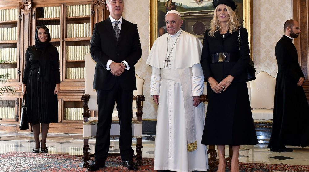 Papa Franjo i Štajnmajer čestitali Crnoj Gori 13. jul