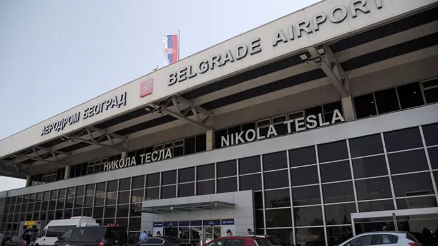 Dojava o bombi na beogradskom aerodromu, evakuisan avion
