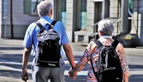 Rekordan broj stogodišnjaka zabilježen u Japanu: Skoro 100 hiljada